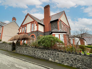 Photo 37- click for photo gallery